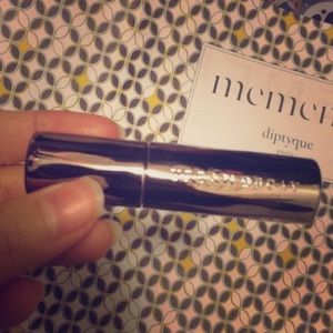 Urban decay lipstick- color venom- velvet